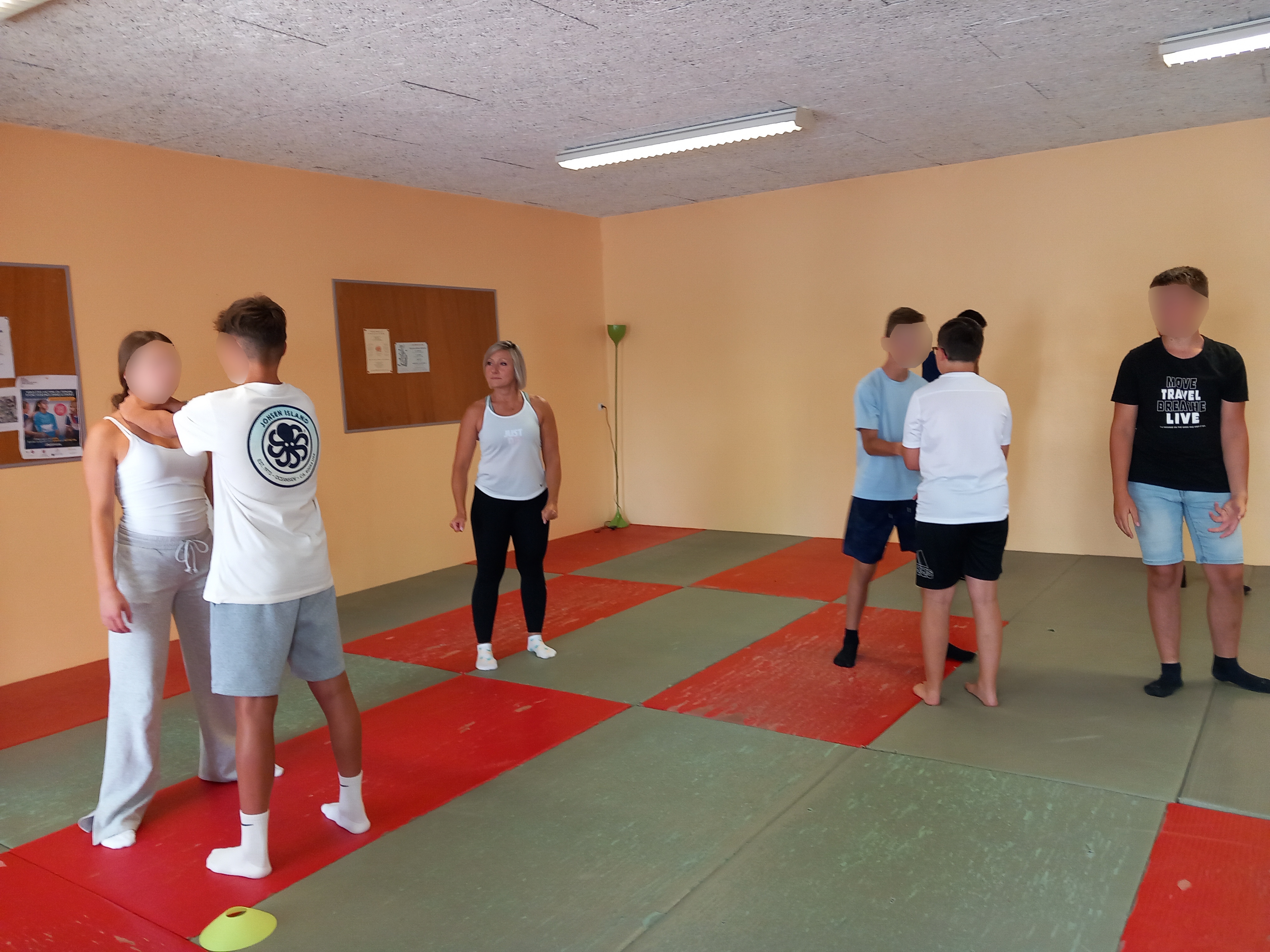 MJV self defense geste sauvent 11